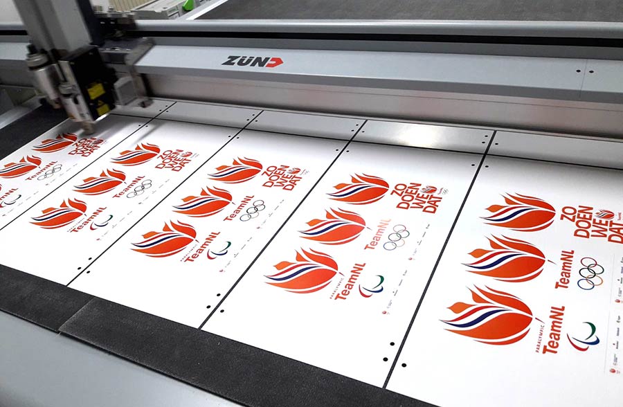 Kartonnen menukaarten met snijcontour
