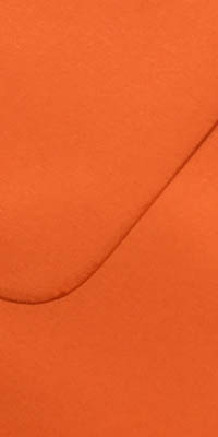 envelop met donkeroranje kleur, oranje
